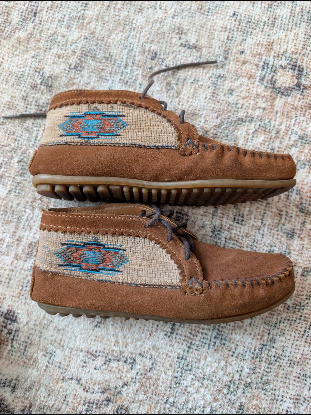 Minnetonka Tan Leather Moccasin Interior Label